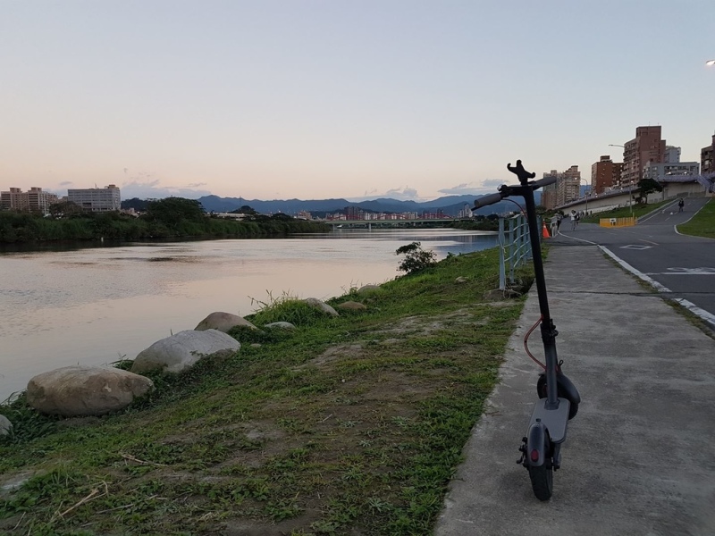 点击重新获取图片 ..