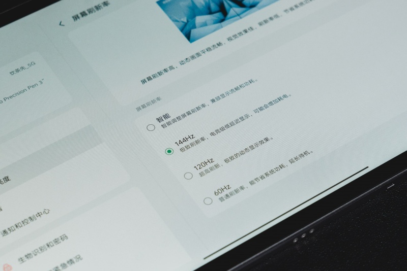点击重新获取图片 ..